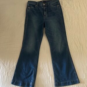 Gap Women's Flare Jeans Size 12/31R Medium Wash Denim